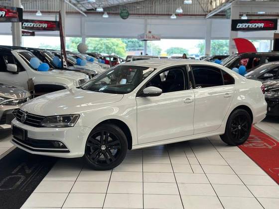 VOLKSWAGEN JETTA 2.0 TSI HIGHLINE 211CV GASOLINA 4P TIPTRONIC